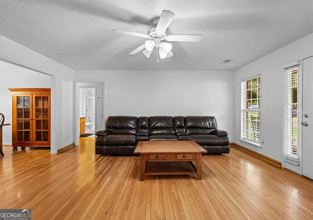 5th image of 615 Peach St, Manchester, GA 31816 | MLS# 10812862