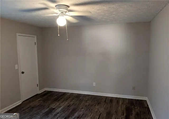 Photo 3 of Sale Pending at 360 Booth Cir, Marietta, GA 30008 | MLS# 10759707 | Listing updated on 2026-07-19