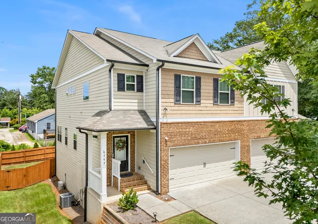 Photo 3 of Townhouse for sale at 4747 Highland Ave, Sugar Hill, GA 30518 | MLS# 10809564 | Listing updated on 2026-09-18