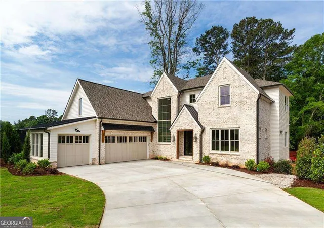 Photo 1 of Single family home for sale at 10908 Woodstock Rd, Roswell, GA 30075 | MLS# 10762913 | Listing updated on 2026-09-16
