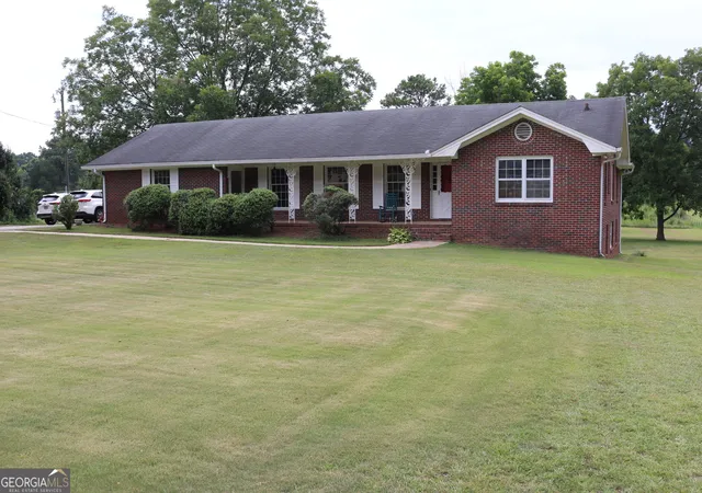Photo 1 of Single family home for sale at 1352 Fairview Rd, Stockbridge, GA 30281 | MLS# 10802783 | Listing updated on 2026-09-24