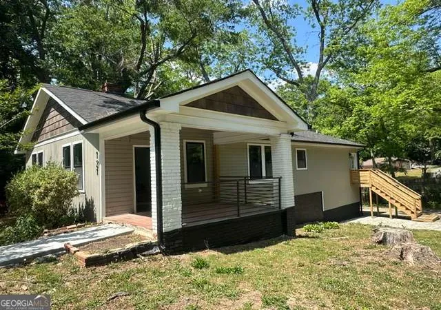 Homes for sale in Fairburn, GA | 121 Orchard St, Fairburn, GA 30213 | MLS# 10790923