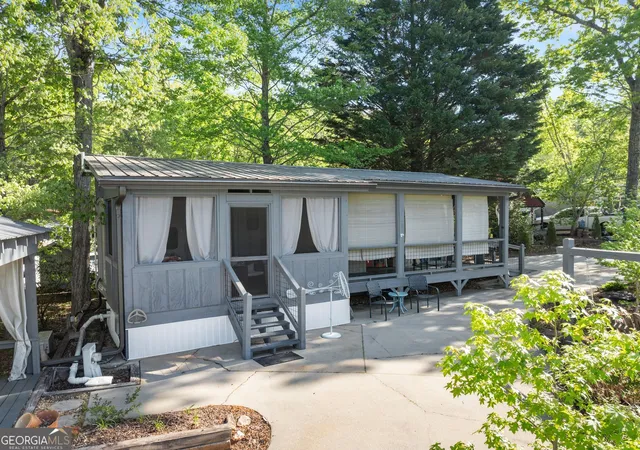 Photo 3 of Single family home for sale at 42 Nomad Trl, Cleveland, GA 30528 | MLS# 10735638 | Listing updated on 2026-06-04