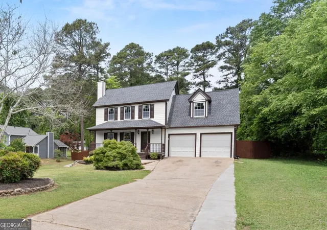Homes for sale in Suwanee, GA | 1020 Forest Park Ln, Suwanee, GA 30024 | MLS# 10763931