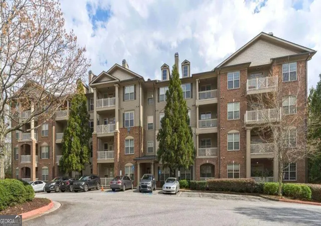 Condo for sale at 4805 W Village Way SE #3204, Smyrna, GA 30080 | MLS# 10849987