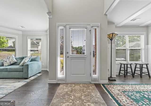 Photo 4 of Single family home for sale at 6024 Park Bay Ct, Flowery Branch, GA 30542 | MLS# 10760404 | Listing updated on 2026-06-04
