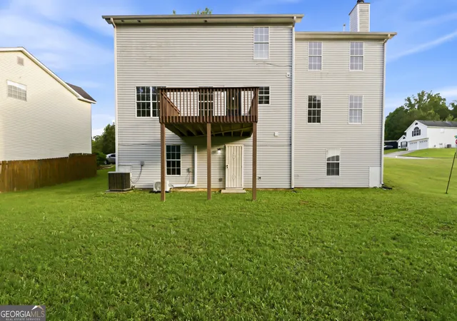 Photo 4 of Sale Pending at 3825 Cedar Trace Ln, Ellenwood, GA 30294 | MLS# 10777087 | Listing updated on 2026-09-28