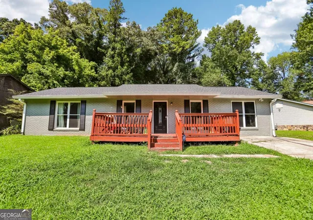 Photo 1 of Single family home for sale at 201 Meadowlark Ln, Jonesboro, GA 30236 | MLS# 10821937 | Listing updated on 2026-09-05