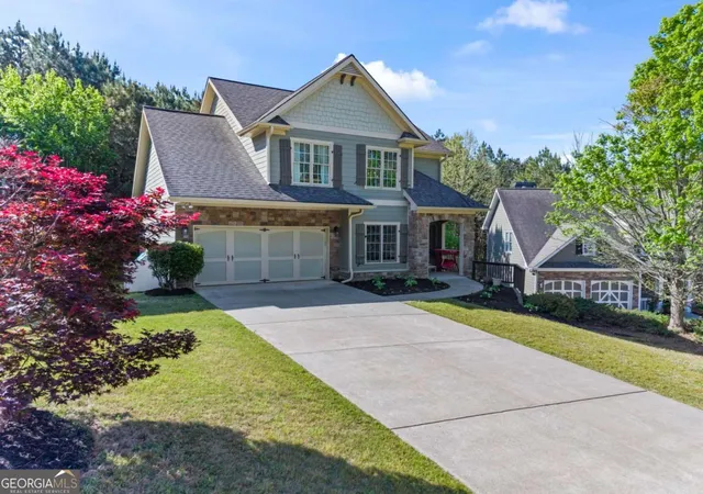 Photo 3 of Sale Pending at 549 Autumn Ridge Dr, Canton, GA 30115 | MLS# 10733047 | Listing updated on 2026-08-24