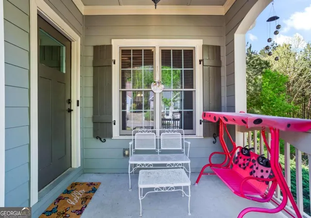 Photo 3 of Sale Pending at 549 Autumn Ridge Dr, Canton, GA 30115 | MLS# 10733047 | Listing updated on 2026-08-24