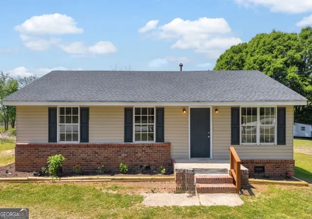 Photo 1 of Single family home for sale at 3871 Highway 17, Canon, GA 30520 | MLS# 10810478 | Listing updated on 2026-10-26