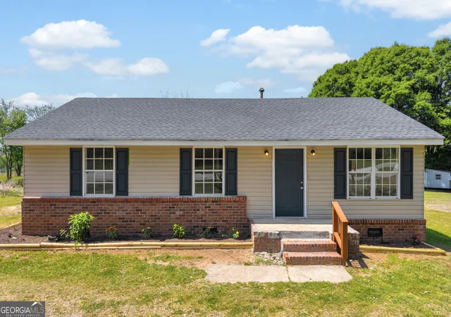 1st image of 3871 Hwy 17, Canon, GA 30520 | MLS# 10810478
