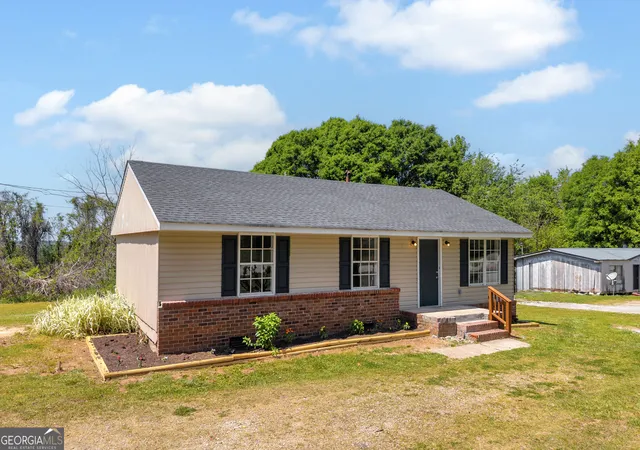 3rd image of 3871 Hwy 17, Canon, GA 30520 | MLS# 10810478