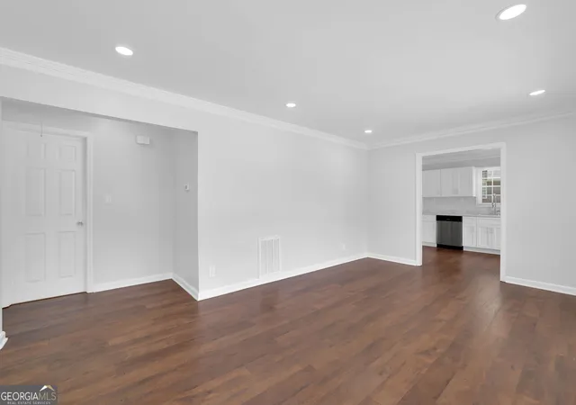 Photo 3 of Single family home for sale at 1655 Lucelle Ave, Stone Mountain, GA 30087 | MLS# 10835751 | Listing updated on 2026-09-12