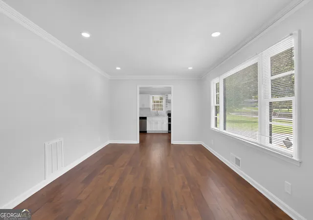 Photo 4 of Single family home for sale at 1655 Lucelle Ave, Stone Mountain, GA 30087 | MLS# 10835751 | Listing updated on 2026-09-12