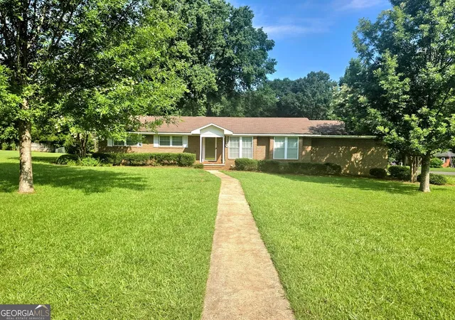 Homes for sale in Thomaston, GA | 110 Fallin St, Thomaston, GA 30286 | MLS# 10800311