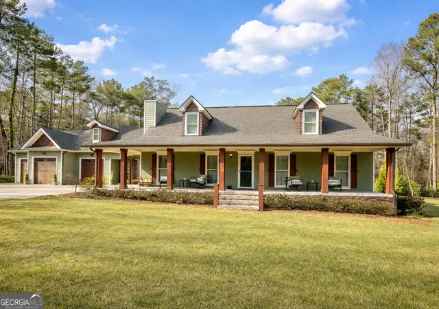 Photo 1 of Single family home for sale at 5155 Donald Dr, Loganville, GA 30052 | MLS# 10631048 | Listing updated on 2026-08-28
