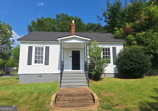 1st image of 212 S 5th Ave, Lanett, AL 36863 | MLS# 10833788