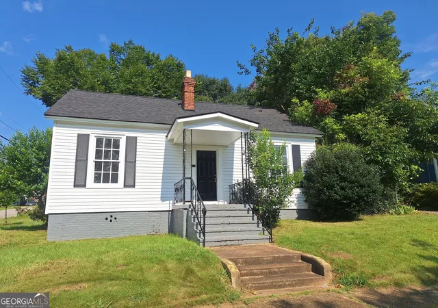 3rd image of 212 S 5Th Ave, Lanett, AL 36863 | MLS# 10833788