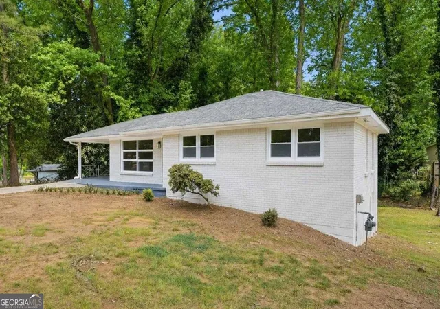 2nd image of 275 Dink Ln Se, Marietta, GA 30060 | MLS# 10741897