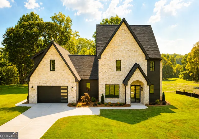 Photo 1 of Single family home for sale at 6218 Blackjack Rd, Flowery Branch, GA 30542 | MLS# 10817235 | Listing updated on 2026-08-18