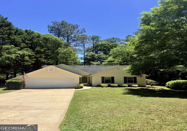 Homes for sale in Dawsonville, GA | 176 Flagman St, Dawsonville, GA 30534 | MLS# 10770589