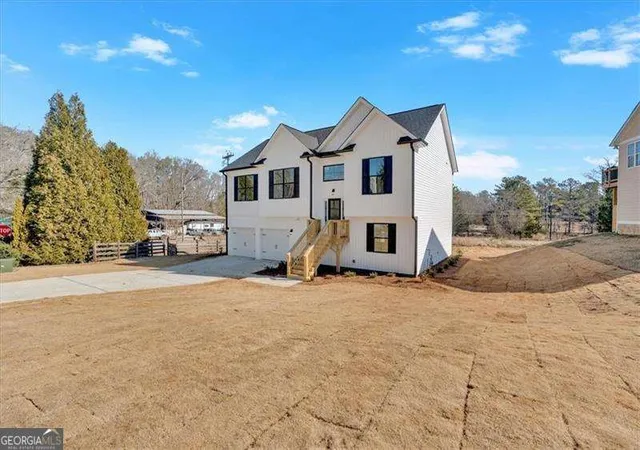 3rd image of 13 Lucas Ln, Rome, GA 30165 | MLS# 10796800