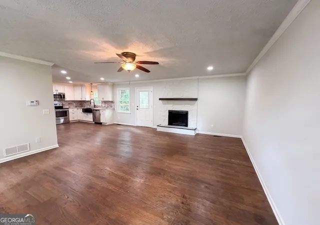 Photo 3 of Single family home for sale at 1394 Natchez Tr Sw, Marietta, GA 30008 | MLS# 10828333 | Listing updated on 2026-09-18