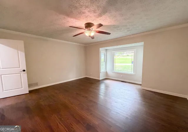 Photo 3 of Single family home for sale at 1394 Natchez Tr Sw, Marietta, GA 30008 | MLS# 10828333 | Listing updated on 2026-09-18