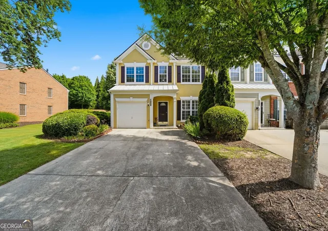Photo 2 of Townhouse for sale at 3121 Commonwealth Way, Alpharetta, GA 30004 | MLS# 10787904 | Listing updated on 2026-08-13