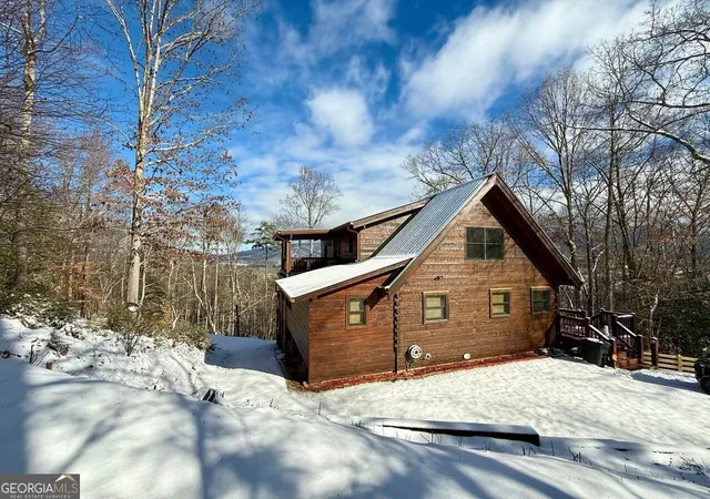 Photo 4 of Single family home for sale at 6341 W Laurel Ln, Young Harris, GA 30582 | MLS# 10686410 | Listing updated on 2026-08-12