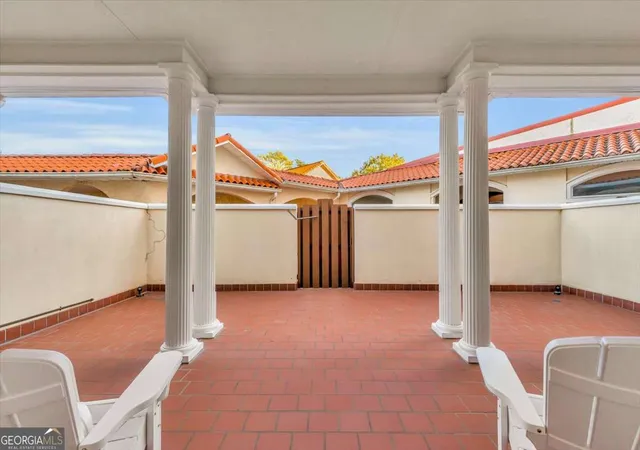Photo 4 of Townhouse for sale at 700 Wilmington Is Rd #T2, Savannah, GA 31410 | MLS# 10814702 | Listing updated on 2026-09-14