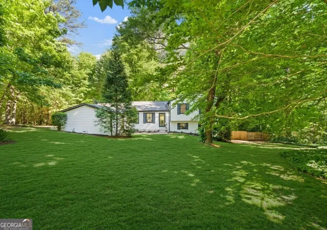Single Family Residence at 3000 Whitehurst, Marietta, GA 30068 | MLS# 10801909 |  | Sold on 2026-09-01