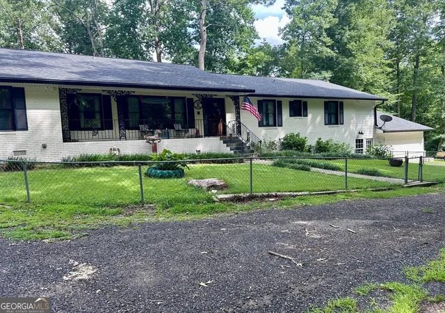 2nd image of 260 Lamar Smith Dr, Newnan, GA 30263 | MLS# 10803945