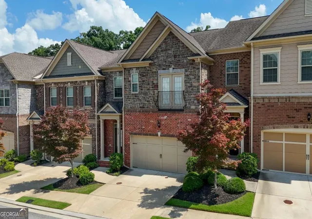 2nd image of 2262 Emerald Sky Dr, Smyrna, GA 30080 | MLS# 10812759