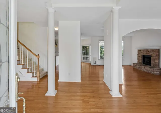 Photo 3 of Single family home for sale at 5630 Williams Shrs Dr, Cumming, GA 30041 | MLS# 10785716 | Listing updated on 2026-08-02