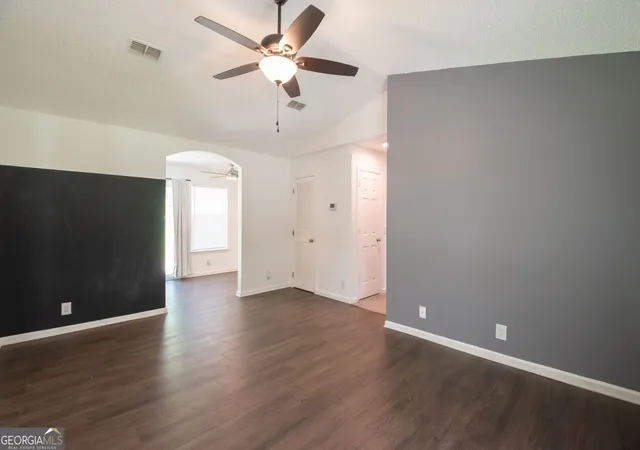 2nd image of 300 Village Dr, Woodbine, GA 31569 | MLS# 10827720