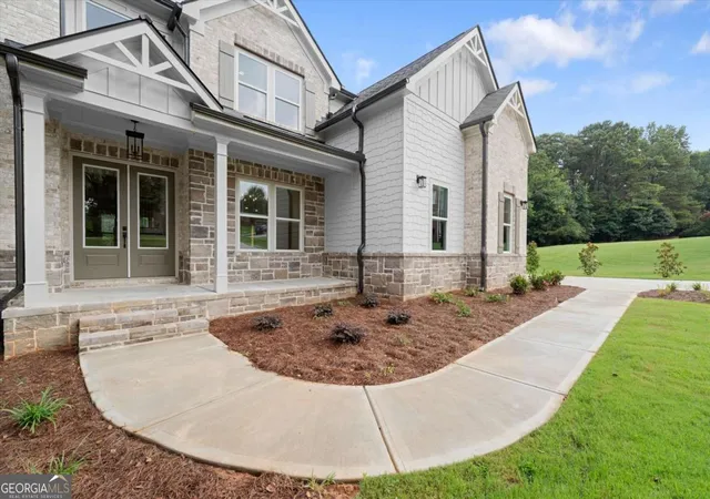 3rd image of 4538 Meadowland Wy, Flowery Branch, GA 30542 | MLS# 10807513