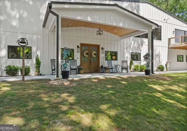 Photo 3 of Single family home for sale at 951 Canter Wy, Jefferson, GA 30549 | MLS# 10736704 | Listing updated on 2026-10-02