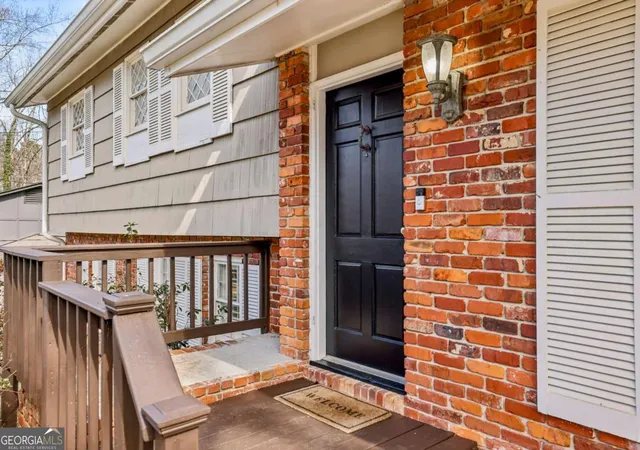 Photo 2 of Sale Pending at 6555 Williamson Dr, Sandy Springs, GA 30328 | MLS# 10698252 | Listing updated on 2026-07-02