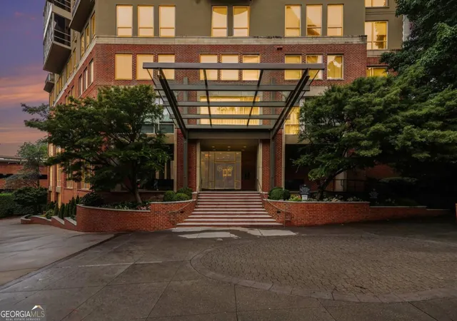 Photo 2 of Condo for sale at 2626 Peachtree Rd NW #205, Atlanta, GA 30305 | MLS# 10782415 | Listing updated on 2026-08-11