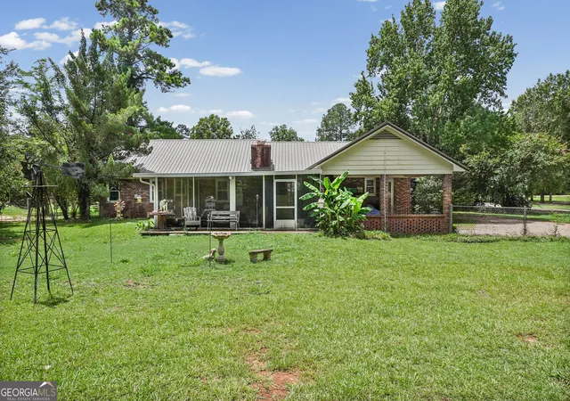 Homes for sale in Albany, GA | 3511 W Surrey Rd, Albany, GA 31721 | MLS# 10791636