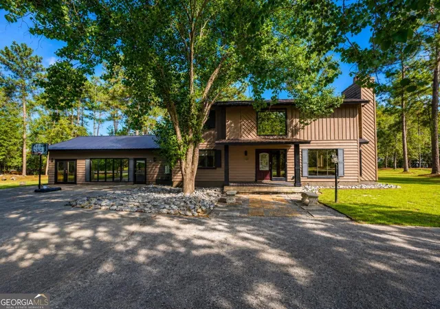 1st image of 2 Birdie Dr, Jesup, GA 31546 | MLS# 10822904