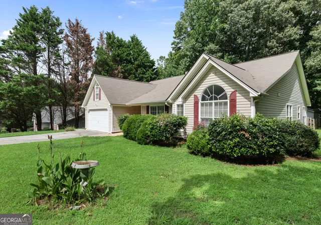 Photo 1 of Single family home for sale at 70 Charity Dr, Douglasville, GA 30134 | MLS# 10696746 | Listing updated on 2026-10-28