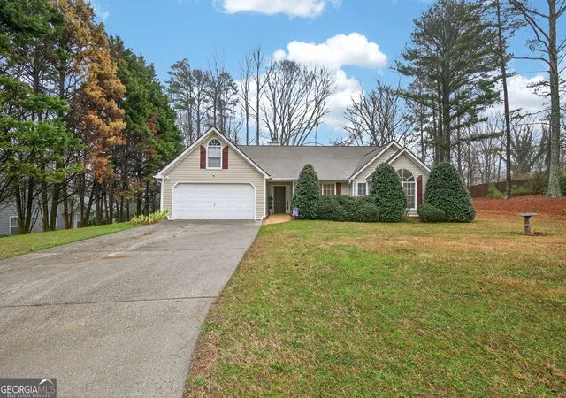 Photo 4 of Single family home for sale at 70 Charity Dr, Douglasville, GA 30134 | MLS# 10696746 | Listing updated on 2026-10-28