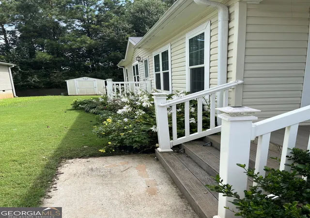 2nd image of 69 Beaver Run Rd, Newnan, GA 30263 | MLS# 10825851