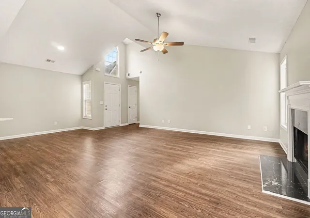 3rd image of 740 Chatham Park Dr, Lawrenceville, GA 30046 | MLS# 10832105