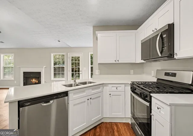 5th image of 740 Chatham Park Dr, Lawrenceville, GA 30046 | MLS# 10832105