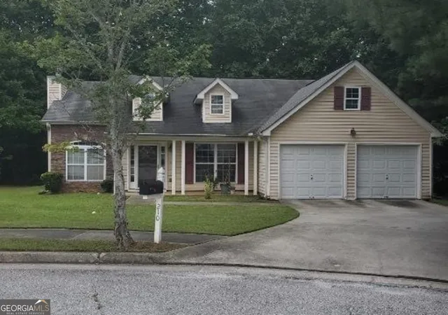 1st image of 210 Arran Pt, Fairburn, GA 30213 | MLS# 10826880