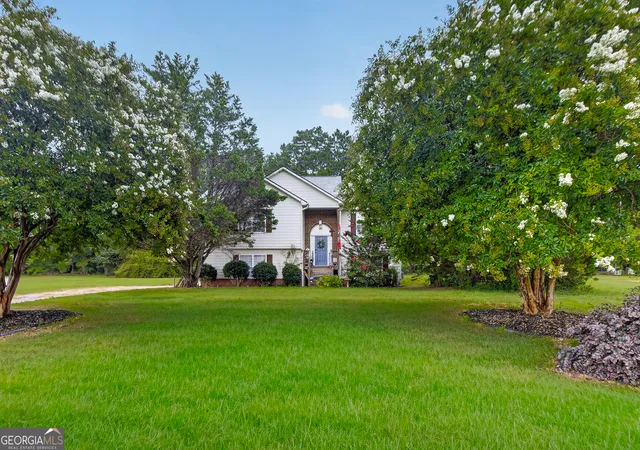 2nd image of 69 Alma Ct, Commerce, GA 30529 | MLS# 10804182